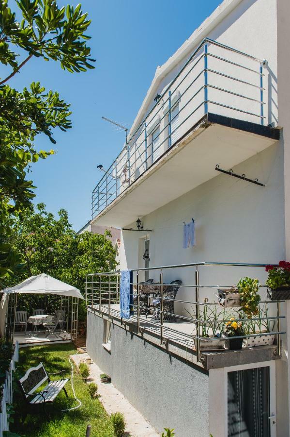 Apartment Ella Рогозница Экстерьер фото