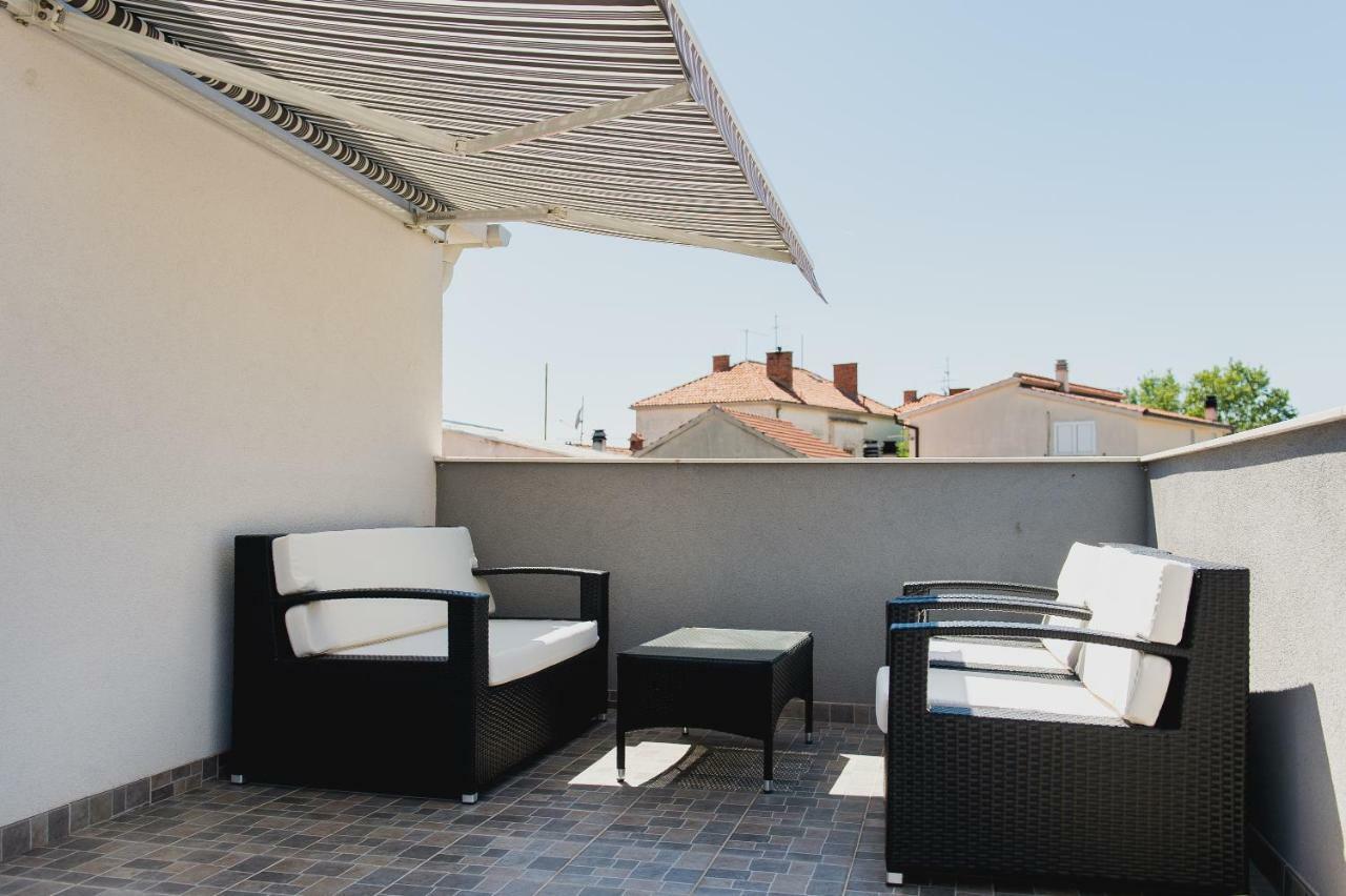 Apartment Ella Рогозница Экстерьер фото